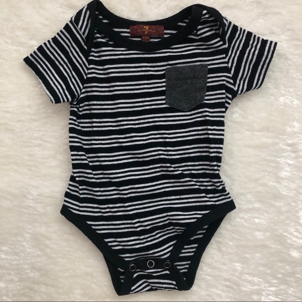 2/$10🍁 7 For All Mankind Onsie